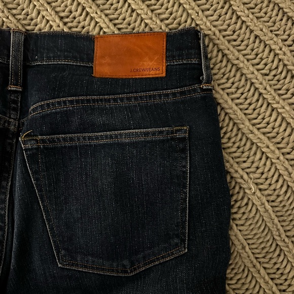 Men’s J. Crew Lightweight Athletic Straight Travel Jeans 32w x 32l - Picture 4 of 5